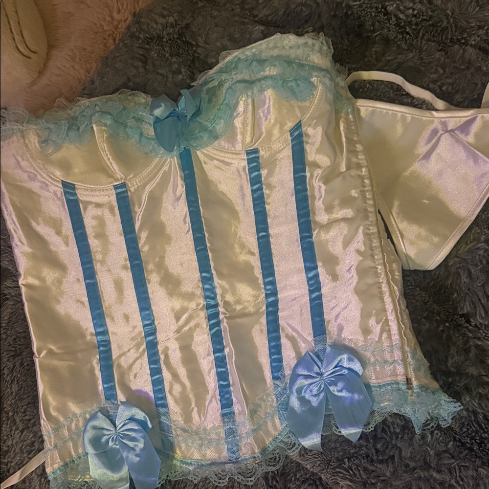 Elegant Blue and White Corset Set